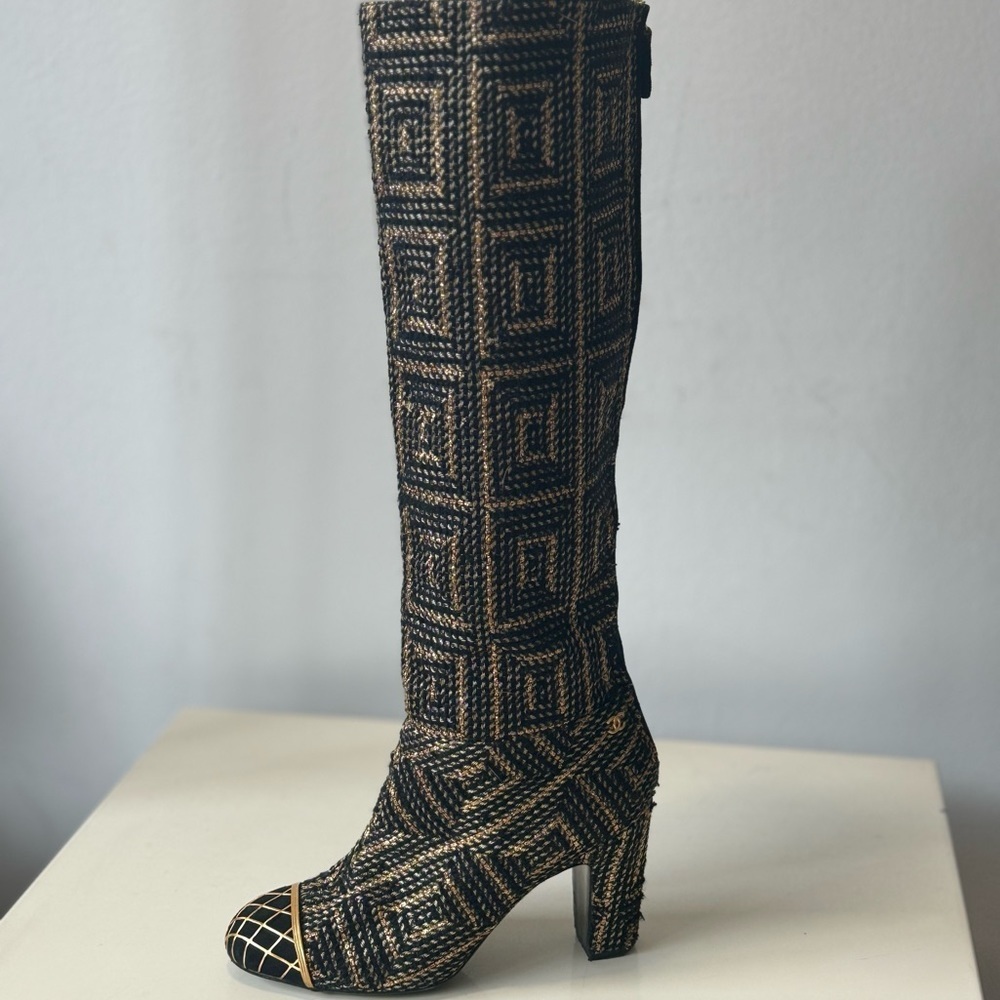 CHANEL Runway Byzantine Tweed Gold Cage High Boots 37 Pre fall 2012 - Picture 3 of 14